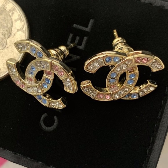 CHANEL Jewelry - SCAM ALERT!!! READ!!!